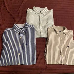 Lot of 3 American Eagle button down shirts mens Medium like new